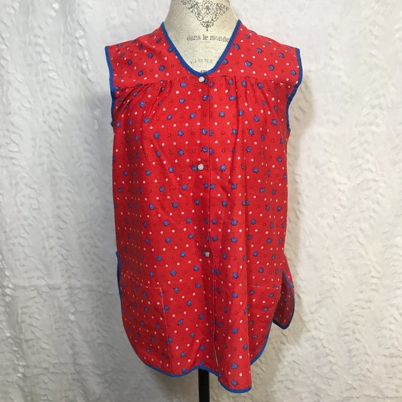 Vintage Smock Apron small flowers Grandmas Kitchen